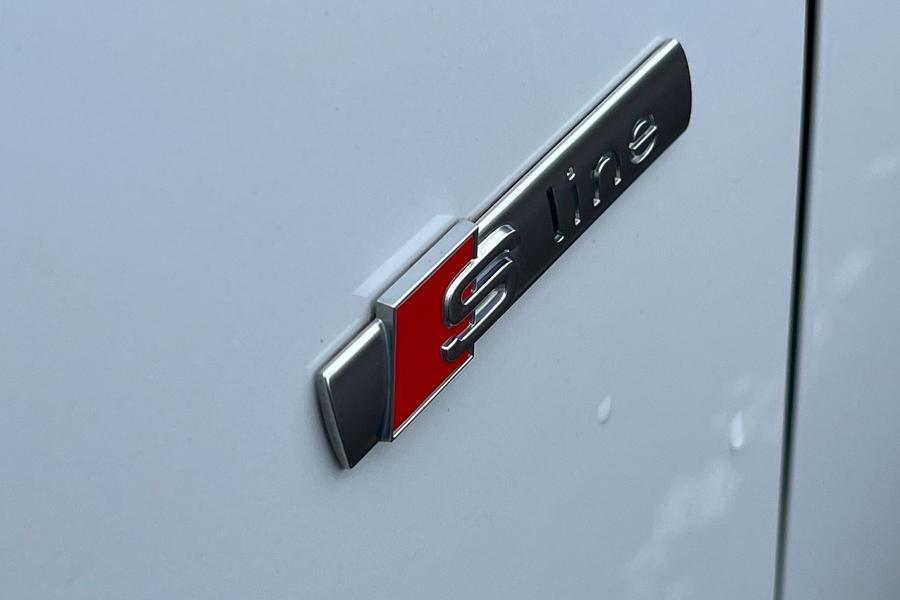 Audi Q2 Photo autoimg-88ab99b57a4e79e03ade34f9169213949141f6e7.jpg
