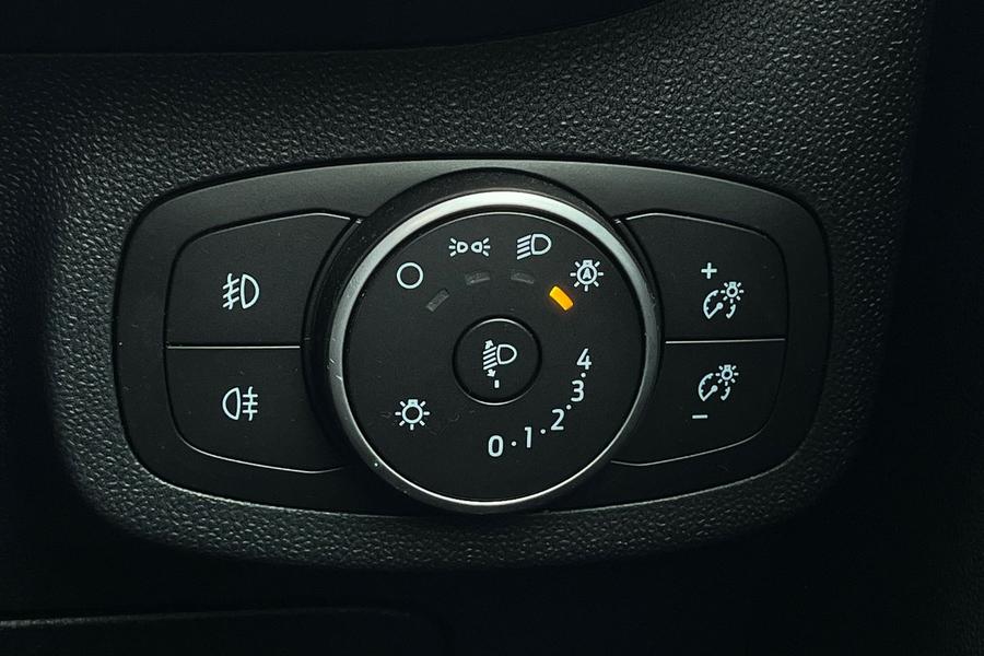 Ford Fiesta Photo autoimg-88ad94402c78b63e8f2a0c7a7c8d2be34692c7ff.jpg