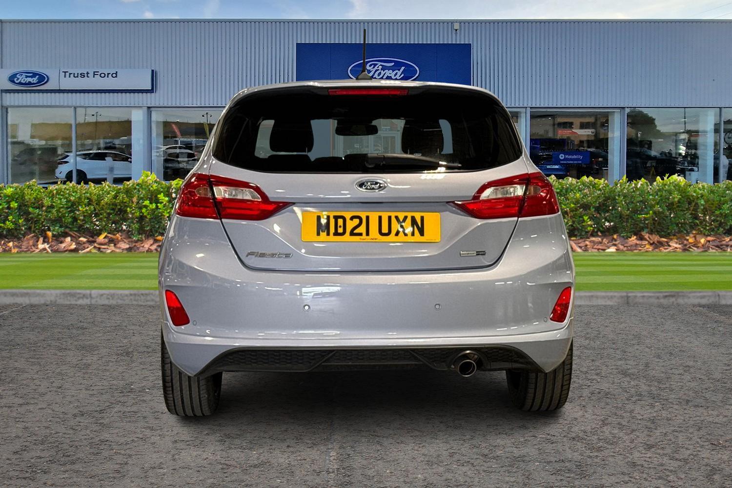 Ford FIESTA Photo 6