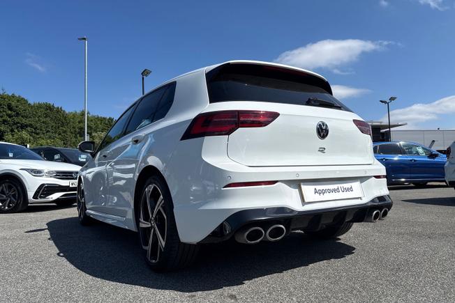 VOLKSWAGEN Golf Photo 37
