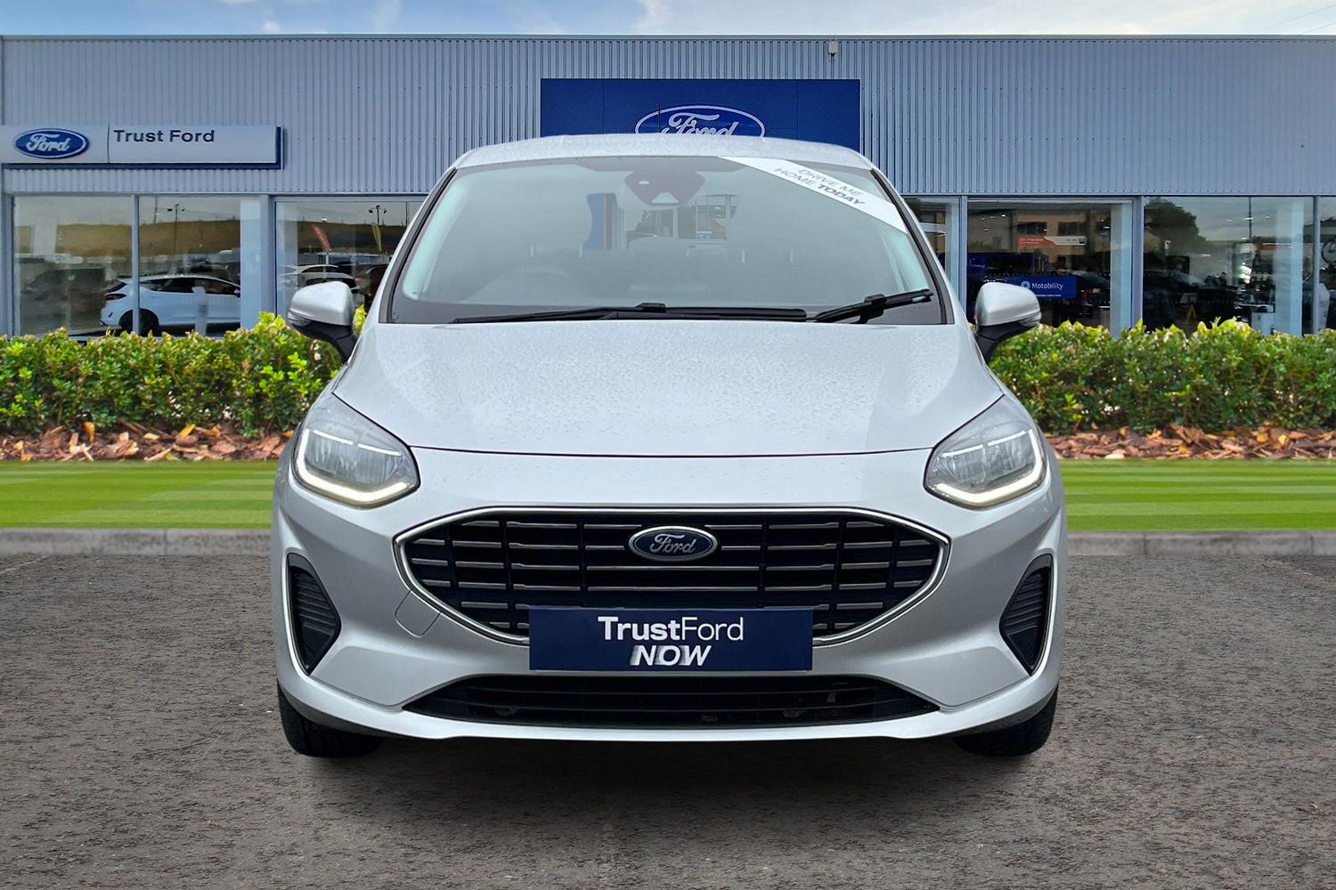 Ford FIESTA Photo 5