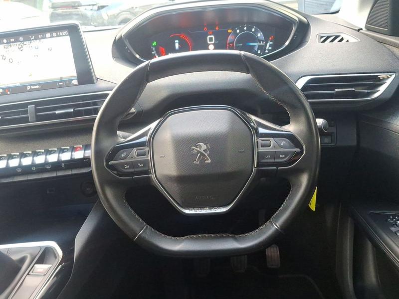 Used Peugeot 5008 KJ19HXB 32