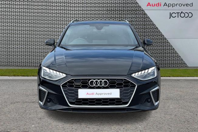 AUDI A4 Avant Photo 8