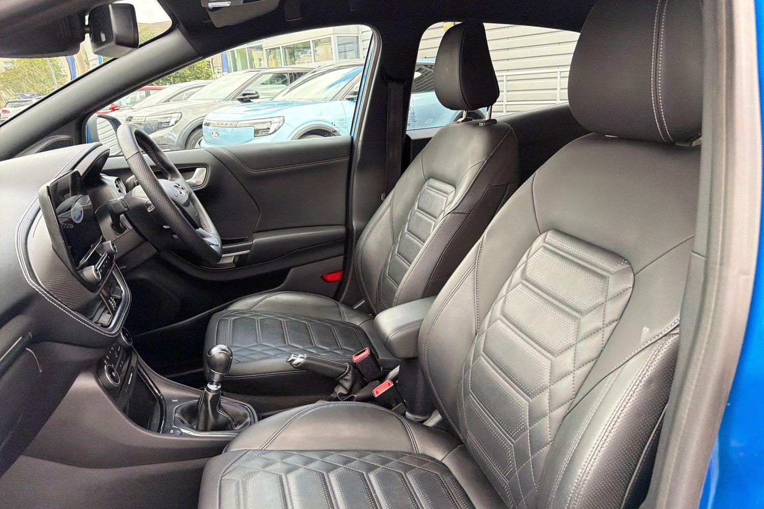 Ford PUMA Photo 18