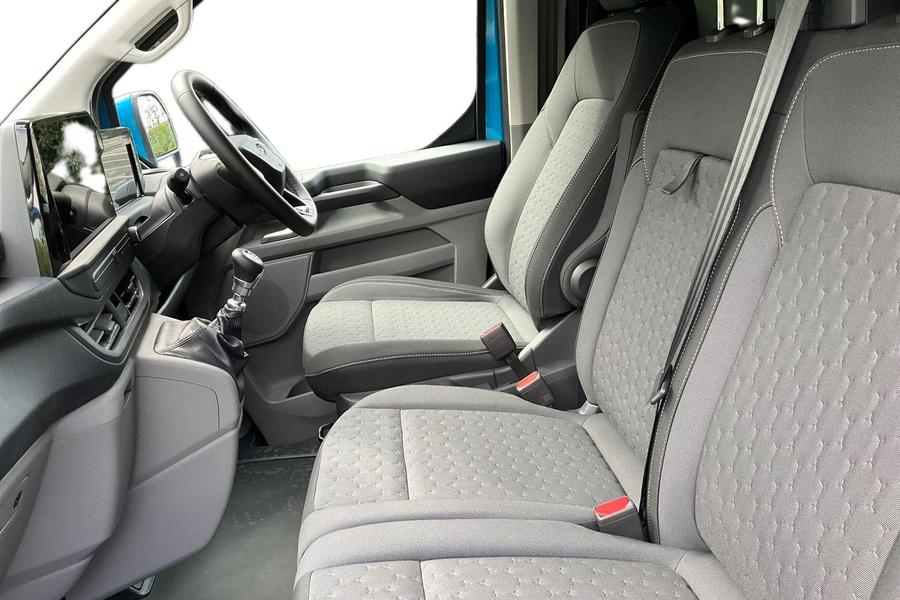 Ford Transit Custom Photo autoimg-88bb8332c7db529d30317cd6682bae7b3997756d.jpg