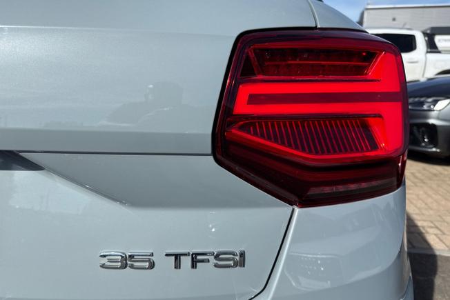 AUDI Q2 Photo 18