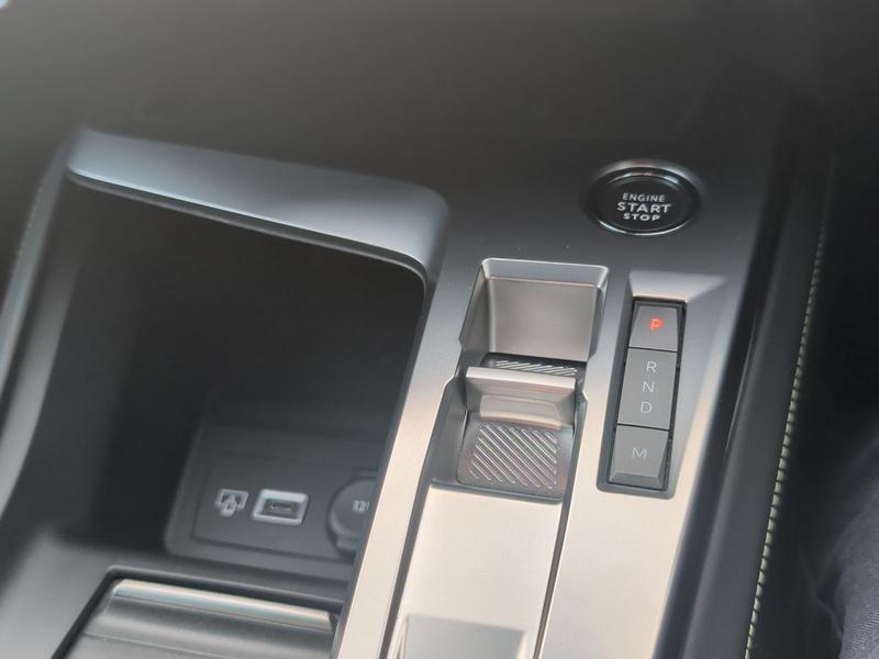 Used Peugeot 308 KJ73XXP 40