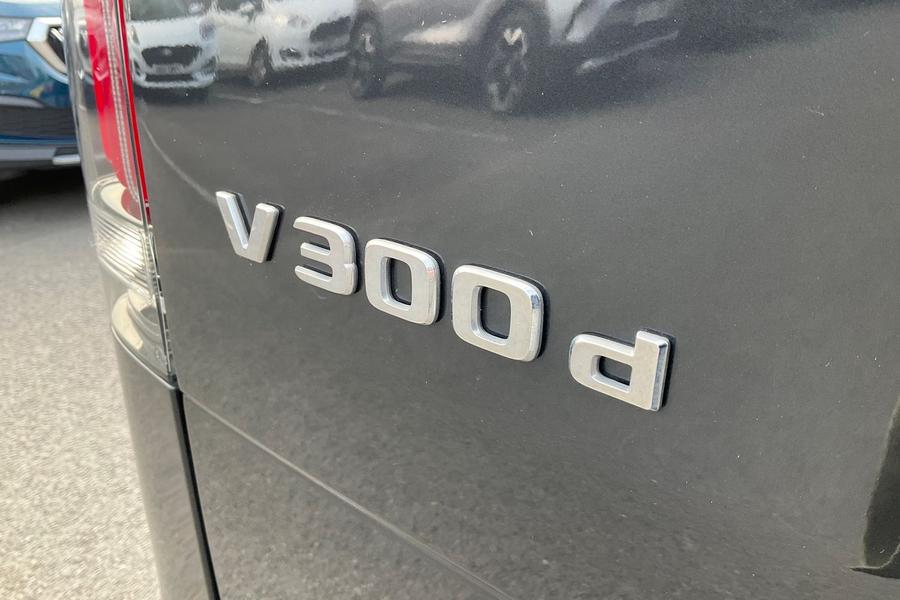 Mercedes-Benz V CLASS Photo autoimg-88c6680652ee6b9994c29f8af00e4be3877aae87.jpg
