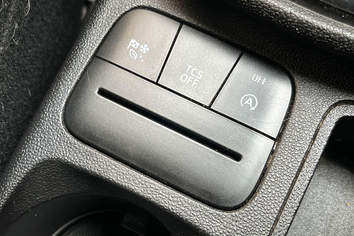 Ford FIESTA Photo 24