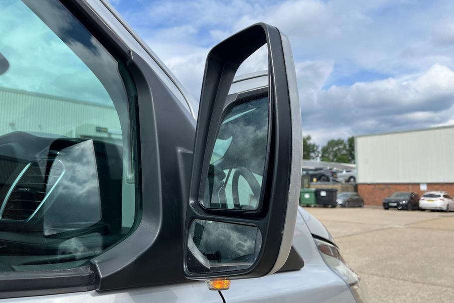 Used Ford TRANSIT CUSTOM WD72BOJ 36