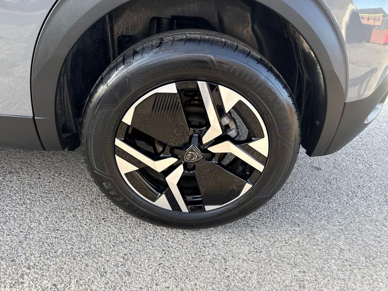 Used Peugeot 2008 LO24AWF 42