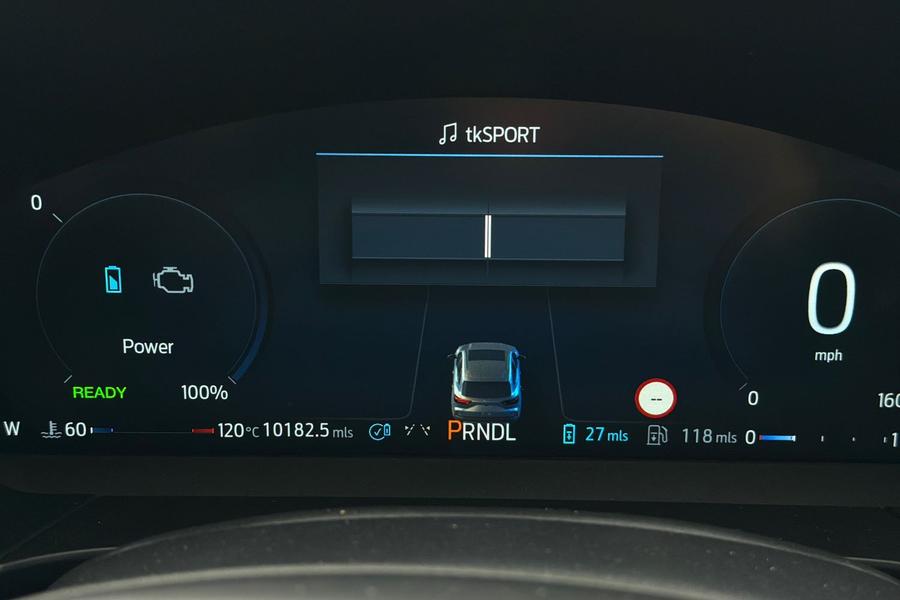 Ford Kuga Photo autoimg-88d3c2e778352418f1190b163e31efd9057f9706.jpg