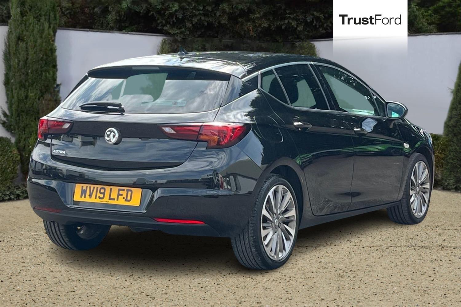 Vauxhall ASTRA Photo 3