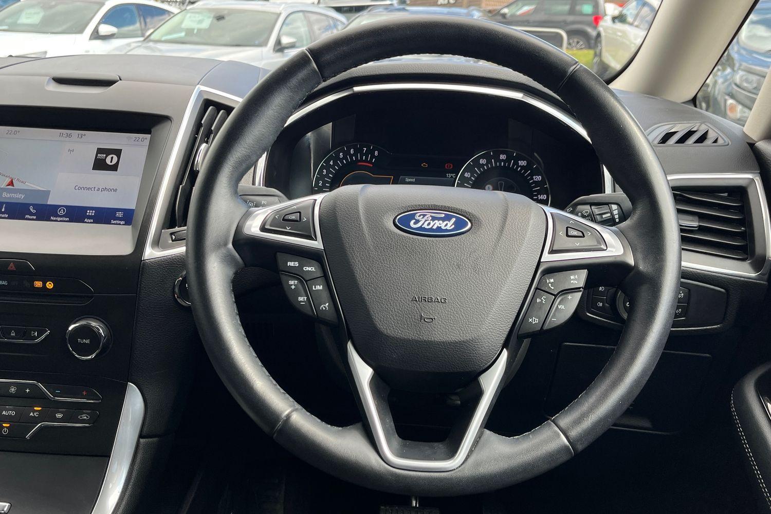 Ford Galaxy Photo 11