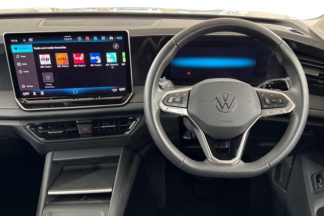 VOLKSWAGEN Tiguan Photo 11