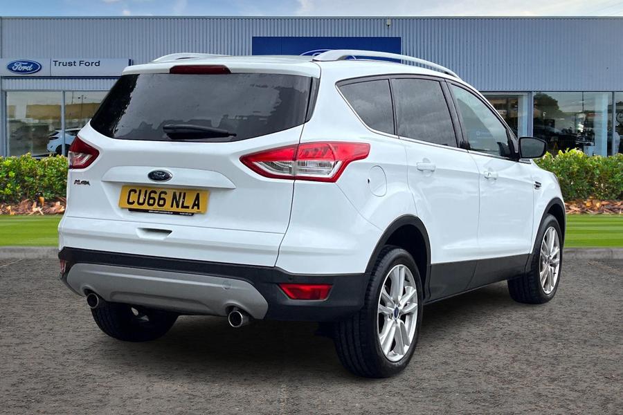 Ford Kuga Photo autoimg-88de628b13fbe3baa22b499242a9569139f5d6bf.jpg