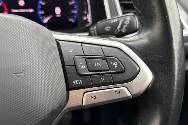 VOLKSWAGEN T-Roc Photo 17