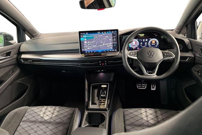 VOLKSWAGEN Golf Photo 10