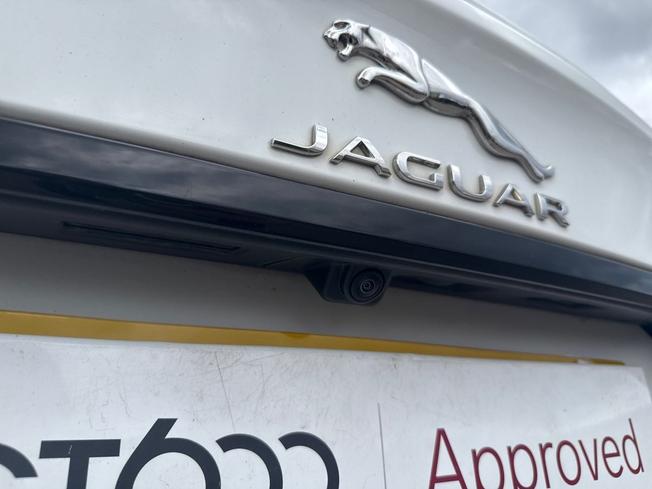 JAGUAR XF Photo 25