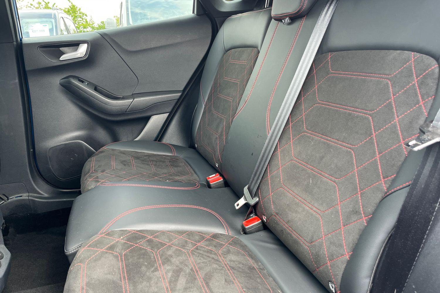 Ford PUMA Photo 19