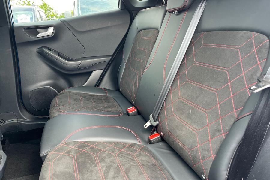 Ford PUMA Photo autoimg-88e844157950fac3b221ce2cec9e0acada6929ef.jpg