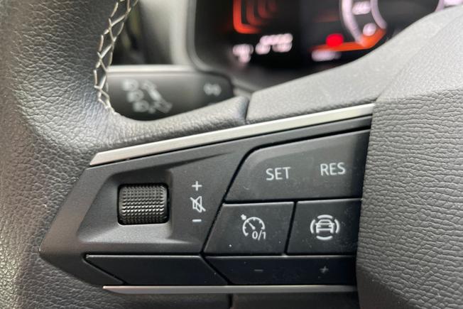 SEAT Arona Photo 17