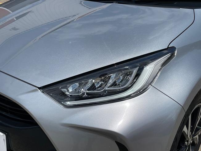 Toyota Yaris Photo 19
