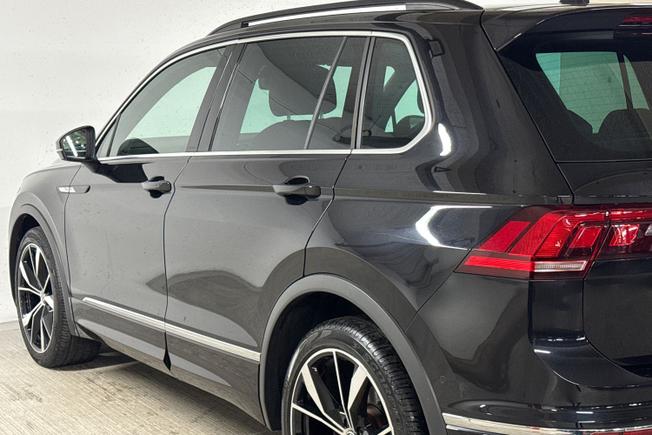 VOLKSWAGEN Tiguan Photo 35
