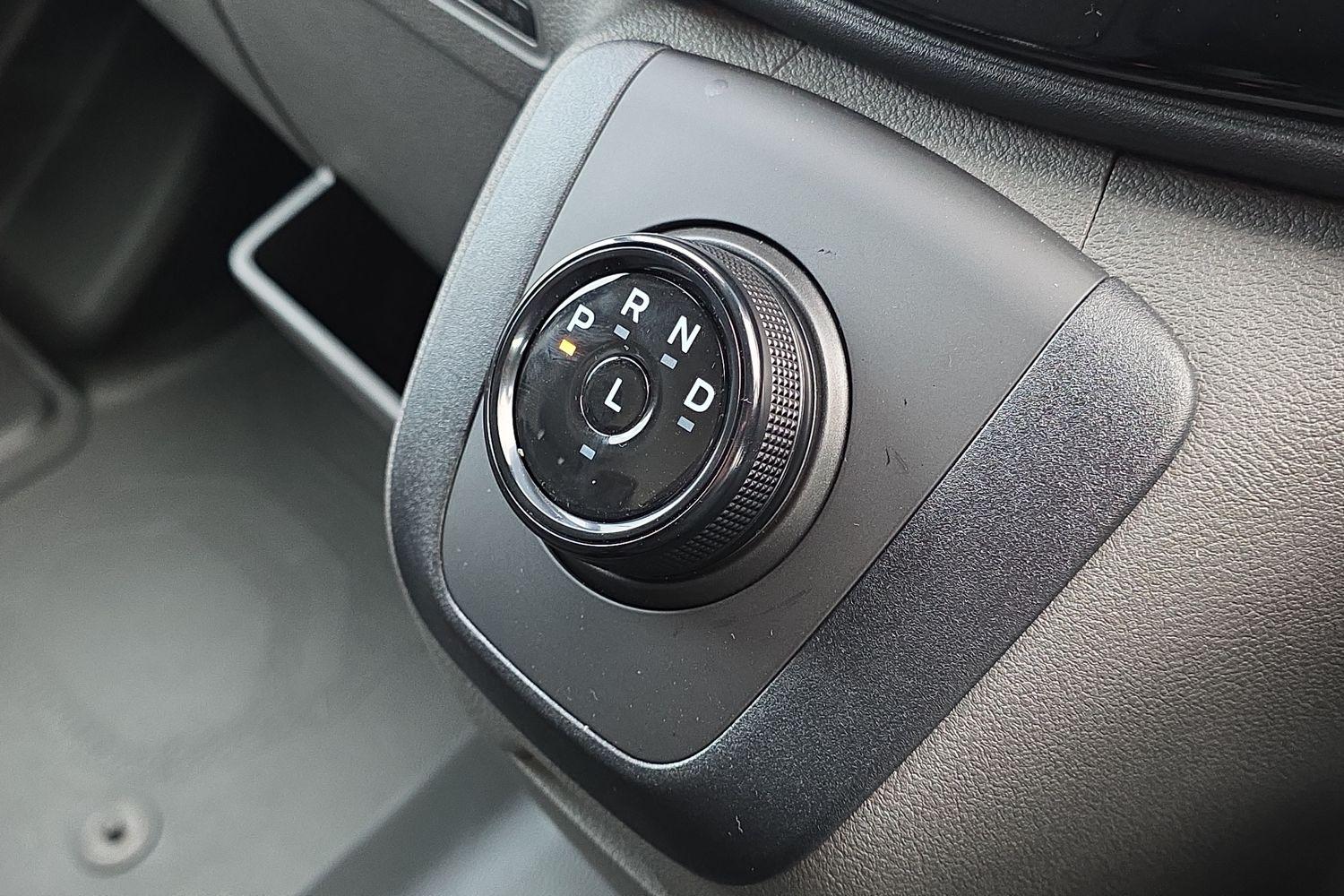 Ford E-TRANSIT Photo 8