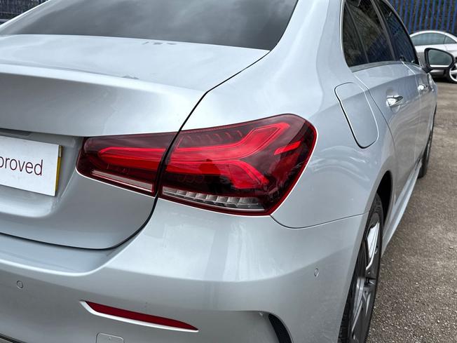 MERCEDES-BENZ A Class Photo 18