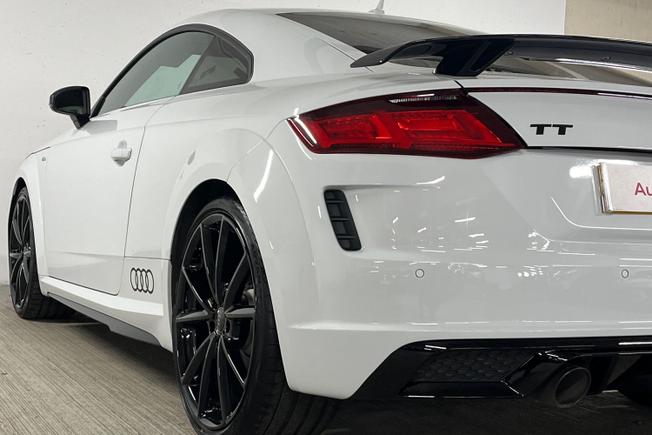 AUDI TT Photo 26