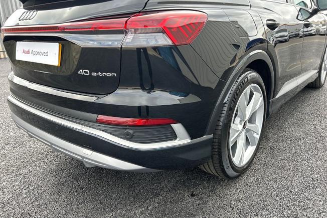 AUDI Q4 E-Tron Photo 32