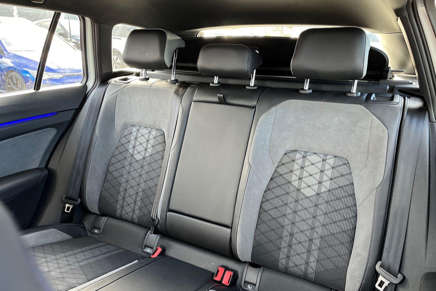 Volkswagen Golf Photo 19