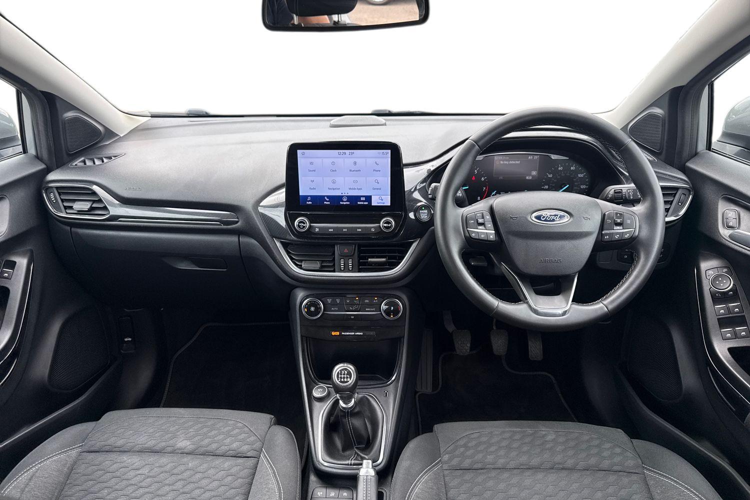 Ford PUMA Photo 9