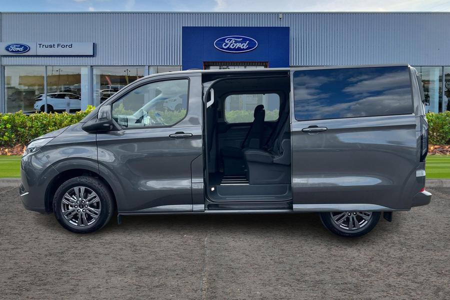 Ford TOURNEO CUSTOM Photo autoimg-89024d4871c996480de7197093bc873dad981d27.jpg