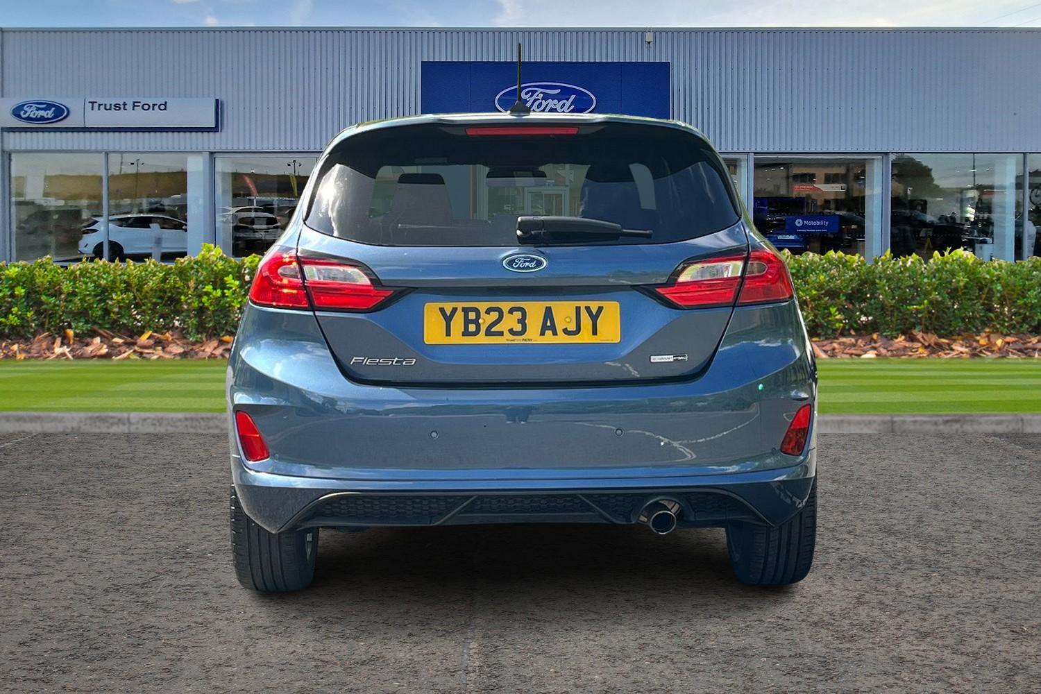 Ford FIESTA Photo 6
