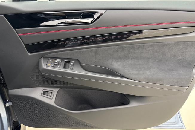 VOLKSWAGEN Id.7 Photo 26