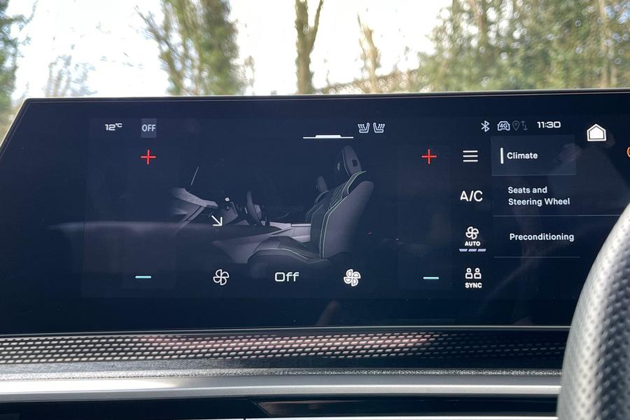 Peugeot E-3008 Photo autoimg-8905d565388ad8a37c7f98b862a57cf7c76cac42.jpg