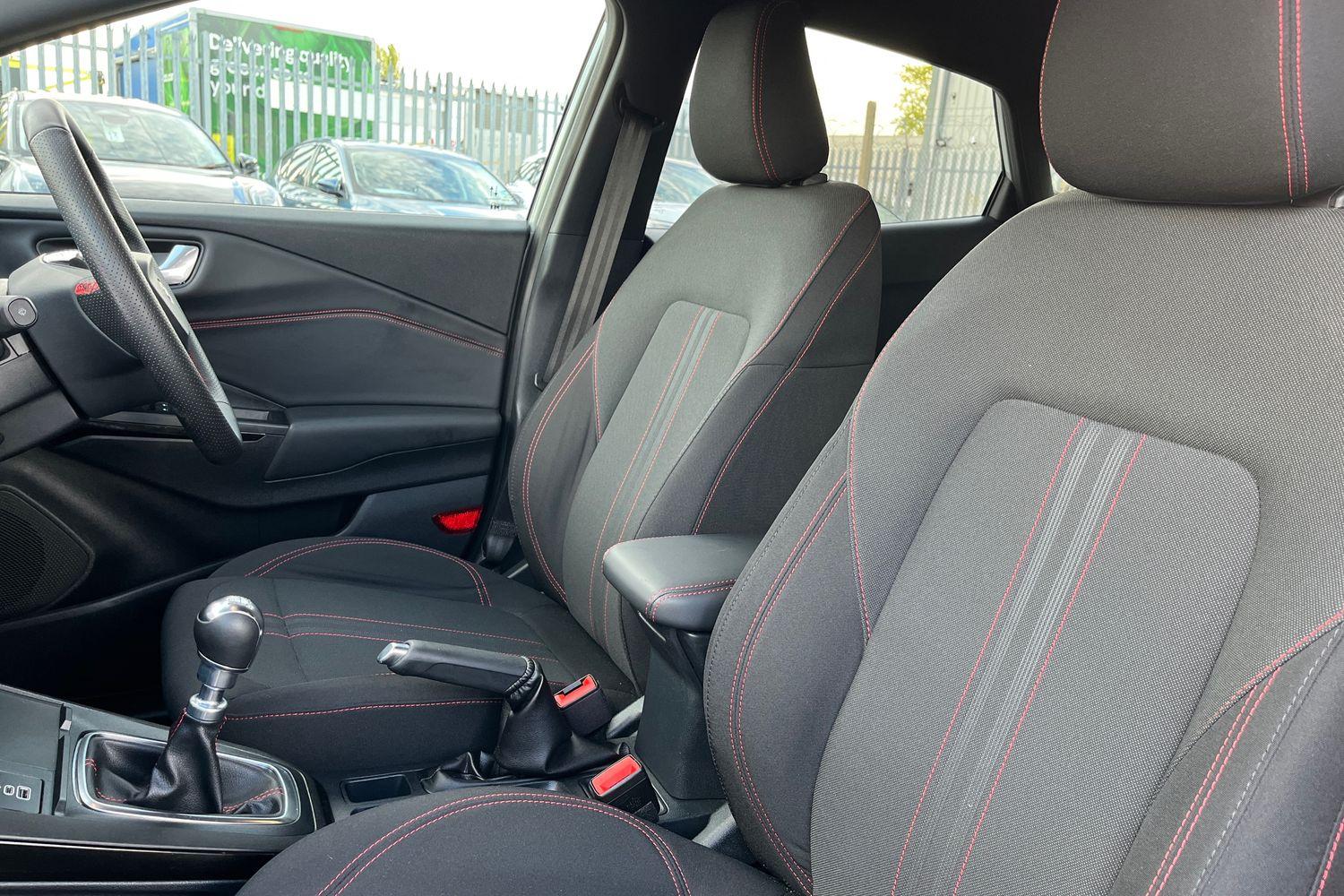 Ford PUMA Photo 18