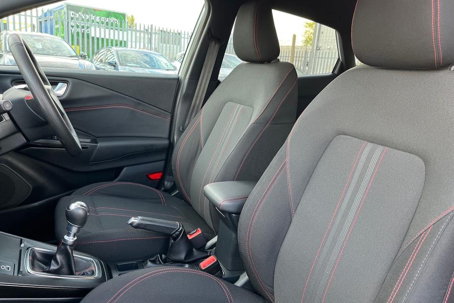 Ford PUMA Photo autoimg-89071e6f5a52d802d1b0eea38c473552f2953584.jpg