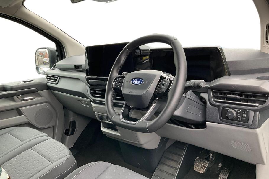 Used FORD TOURNEO CUSTOM EA25ZWE 13