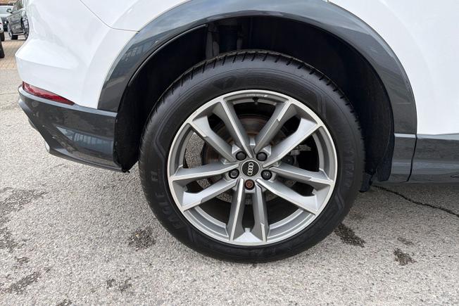 Audi Q3 Photo 29