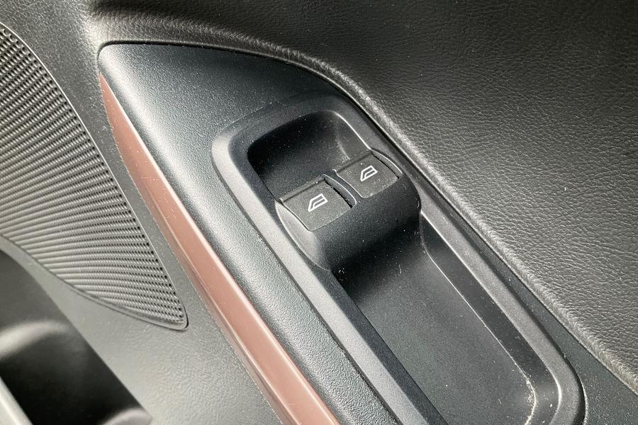 Ford KA+ Photo autoimg-89177674305cffec5262da34d386a293cf22a049.jpg