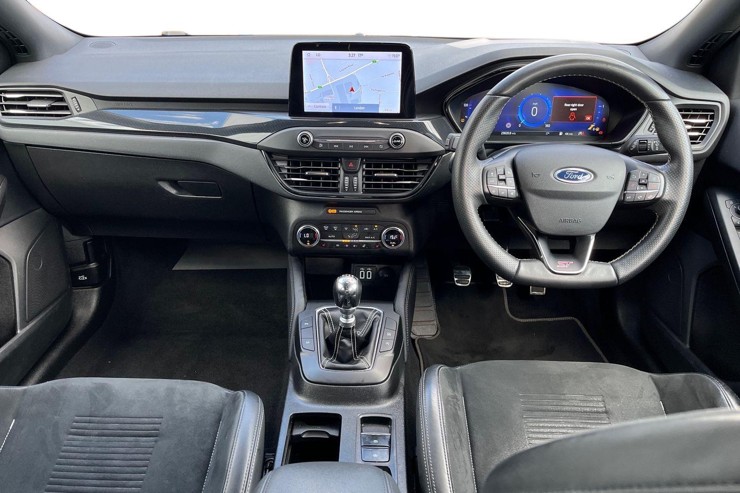 Ford FOCUS Photo 9