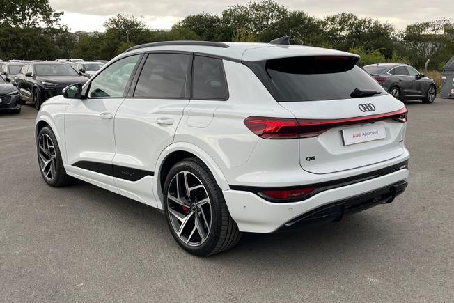 Audi Q6 E-Tron Photo 24