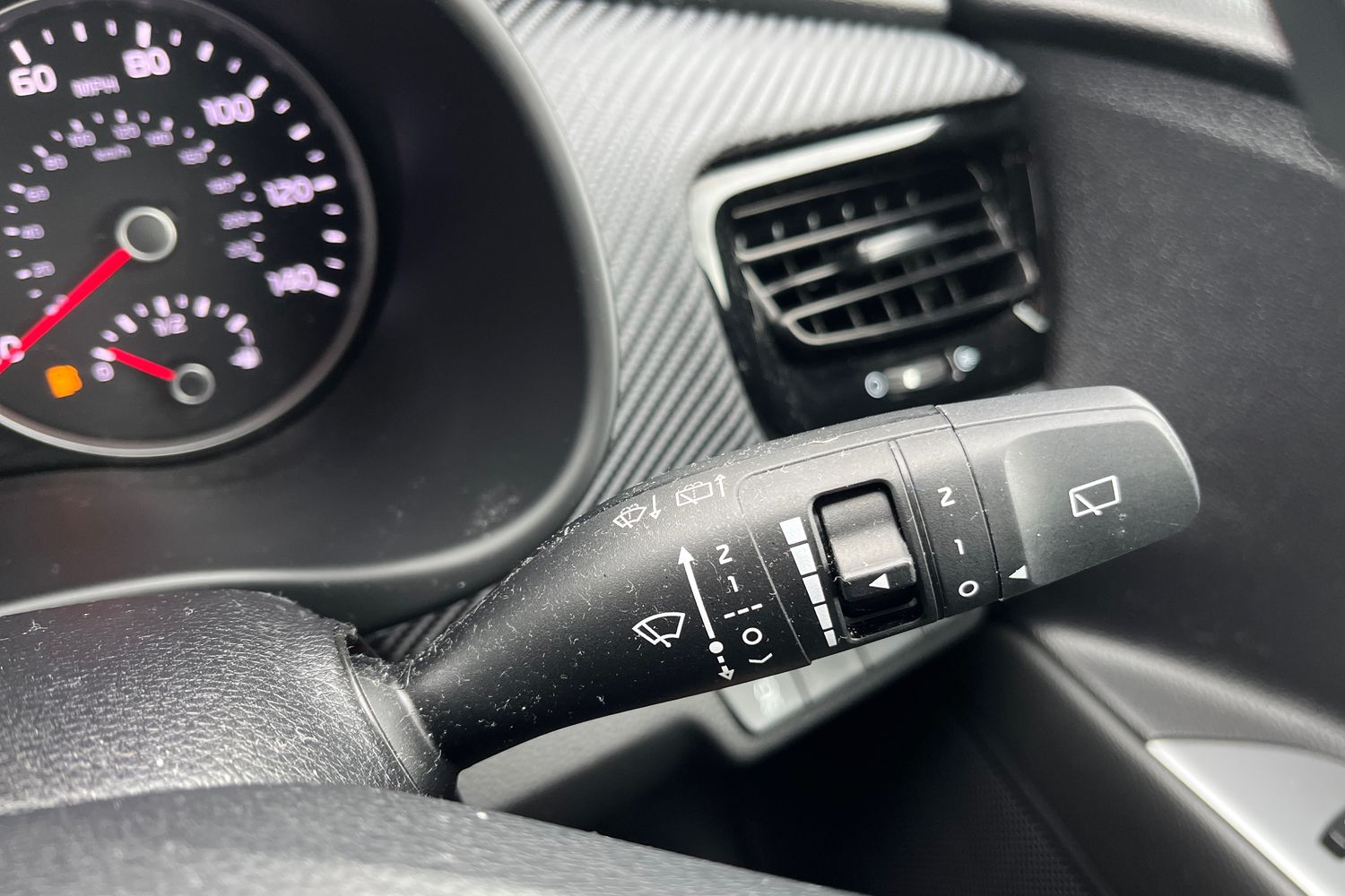 Kia STONIC Photo 14