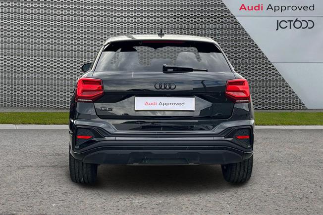 AUDI Q2 Photo 7