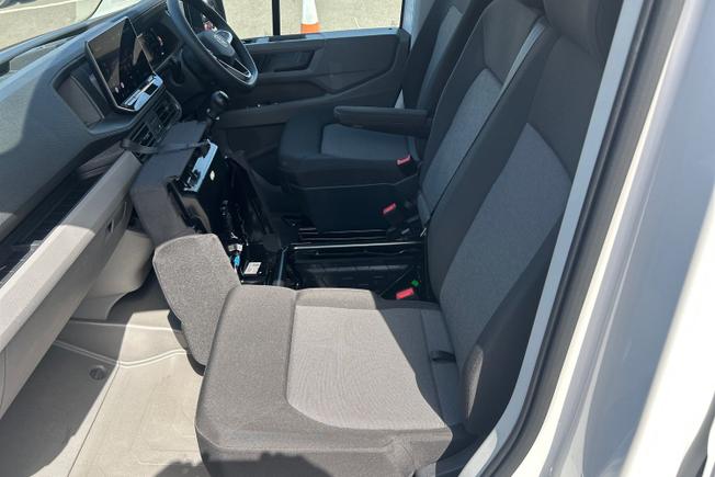 Volkswagen Crafter Photo 38