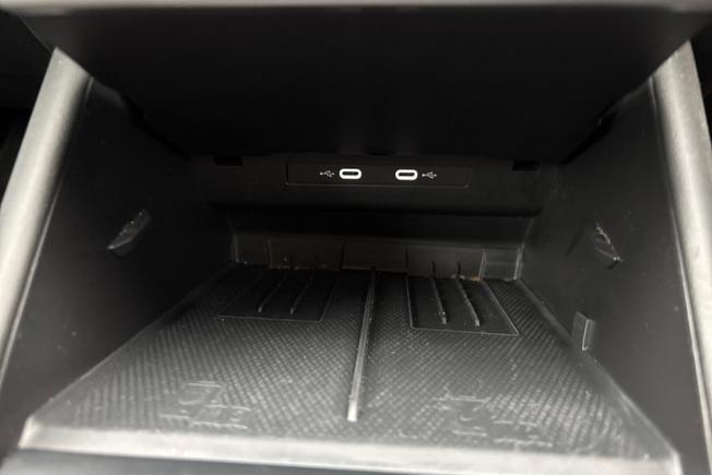 VOLKSWAGEN Tiguan Photo 23