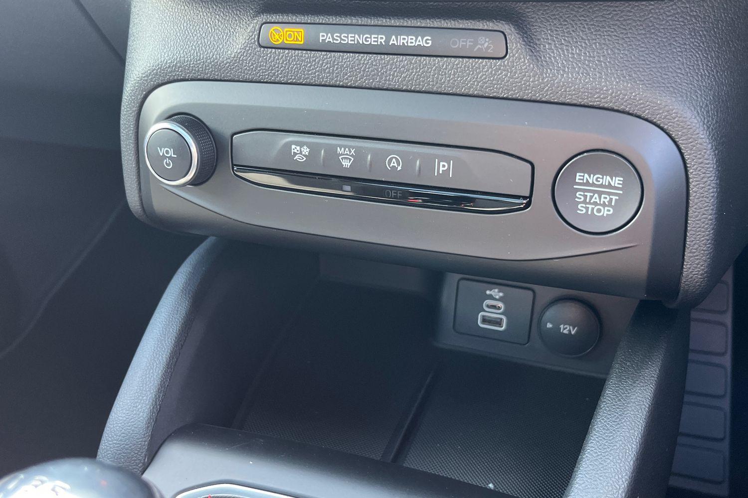 Ford FOCUS Photo 33
